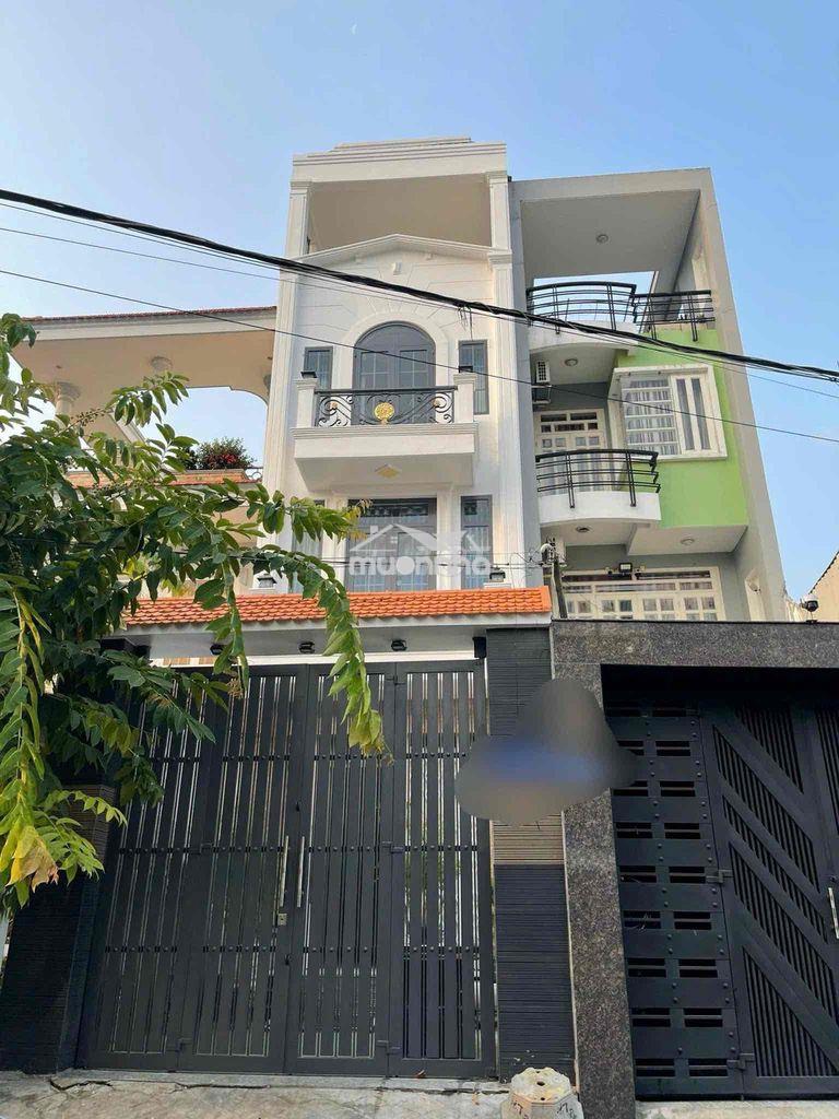 Bán nhà phố 4 tầng hẻm xe hơi