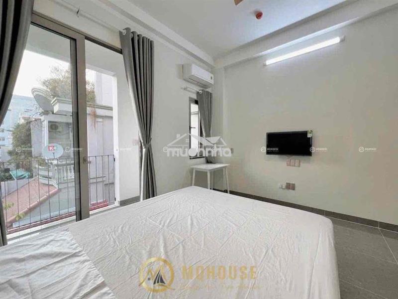 Căn hộ mới 100% đường thành thái quận 10 gần vòng xoay dân chủ