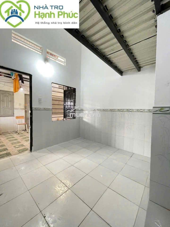 Phòng trọ gác cao cực thoáng ngay phạm văn đồng gần cầu vượt linh xuân - Ảnh 3