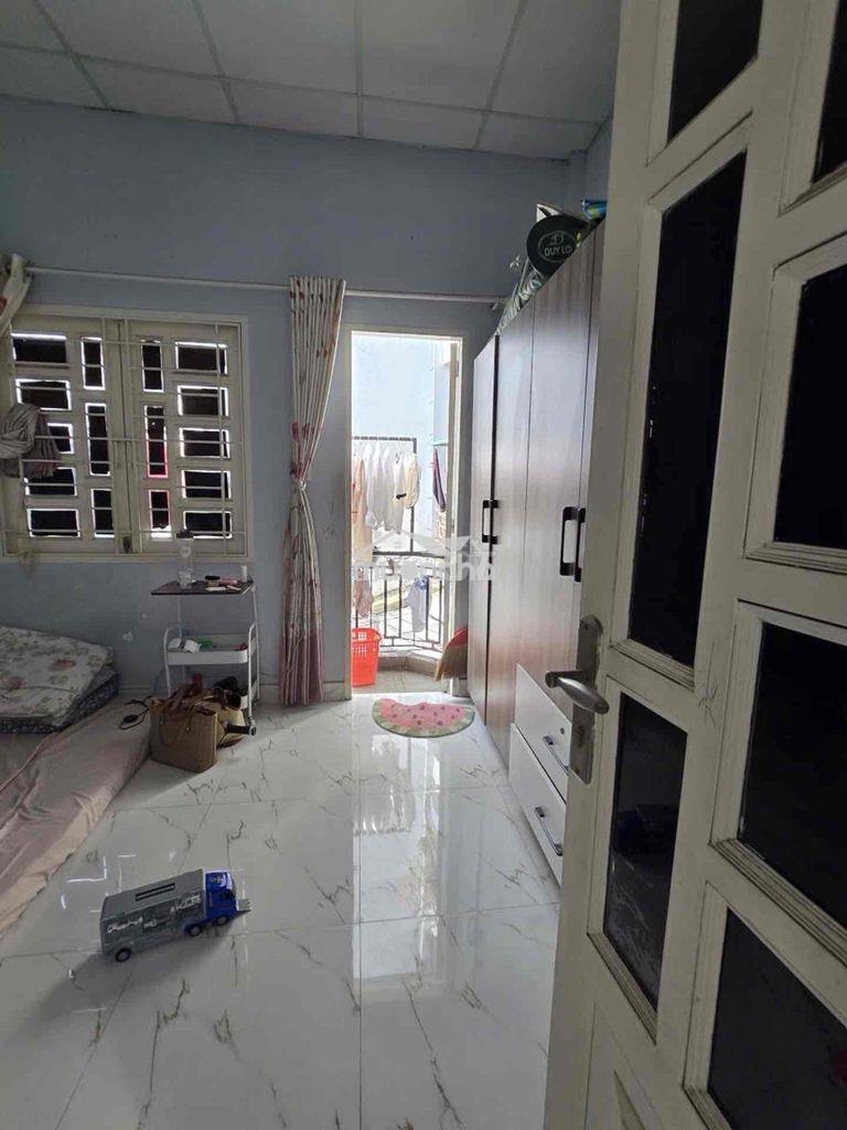 Nơ trang long, p11, bình thạnh – 2pn 2wc – sổ hoàn công - 26m • kết c - 4