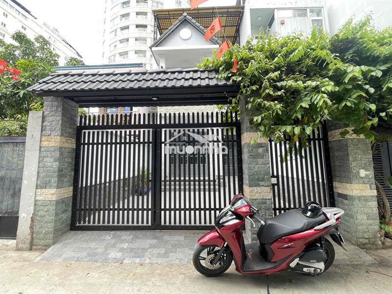 Cho thuê nhà hxh 2 lầu 4pn nội thất cơ bản