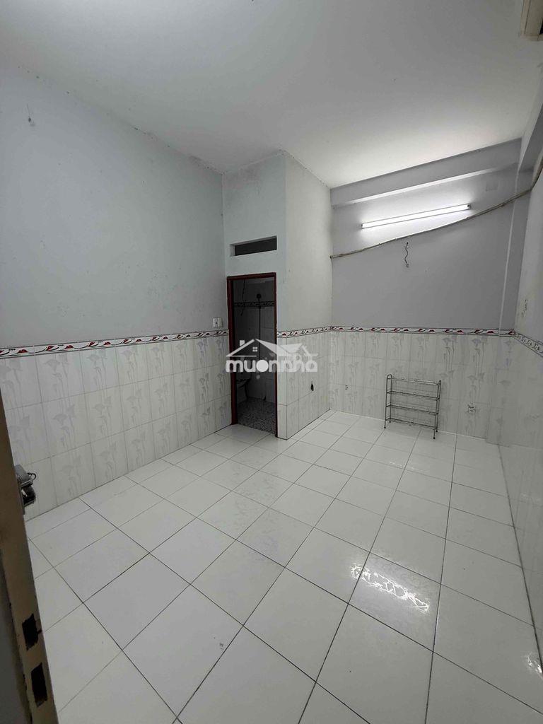 Phòng cho thuê khu vực gần công viên lê thị riêng - đại học bách khoa - 2