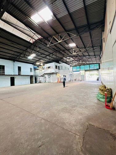 Cho thuê xưởng 900m2 + gác lửng đường ao đôi xe cont vào được - 2