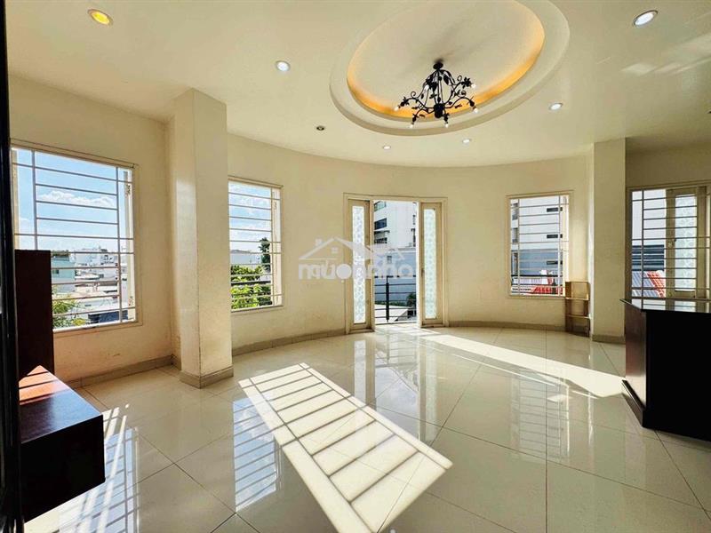 Hiêm có căn hộ ban công 1pn 70m2 full tiện nghi ngay ung văn khiêm 10t