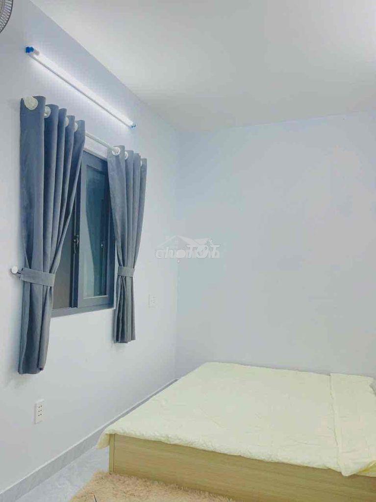 Phòng full nội thất mới sạch đẹp - 4