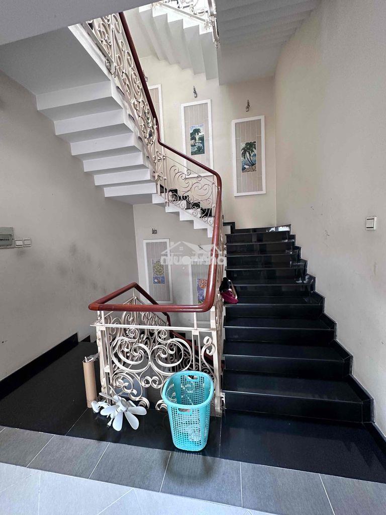 Cho thuê biệt thự full nội thất đối diện công viên cách aeon 5phút - 4