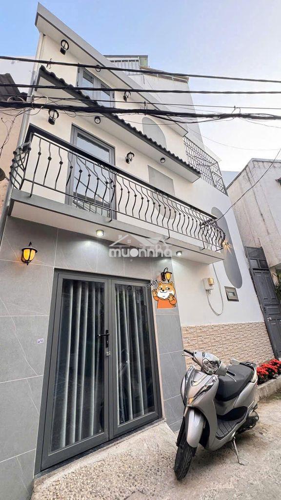 Nhà dt11m2 đúc mới 100% 2 lầu sthuong 2pn hẻm 3m âu cơ, q. tân bình