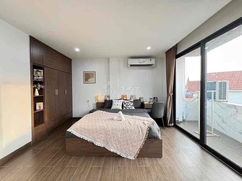Căn hộ ban công siêu thoáng 40m2 full nt mới ngay khánh hội - giáp q1 - 4