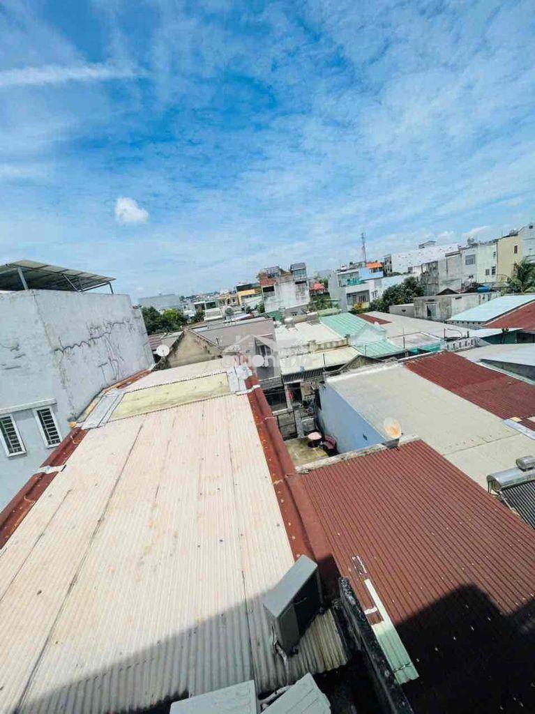 Cho thuê phòng có gác, sẵn máy lạnh mới đẹp tại đường 160 q.9