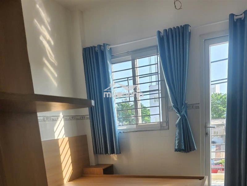 Nhà mới 2 lầu , sân thượng , 2pn, trần xuân soạn , quận 7