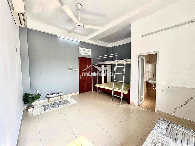 Phòng nguyễn văn quá q12, ngay cầu tham lương , gần tân bình