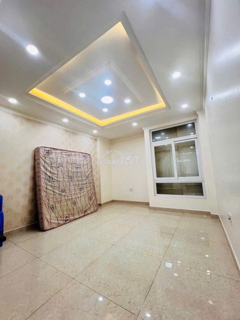 Siêu phẩm 4 tầng – sát mặt tiền ql13 – hẻm oto– nhĩnh 7 tỷ - 4