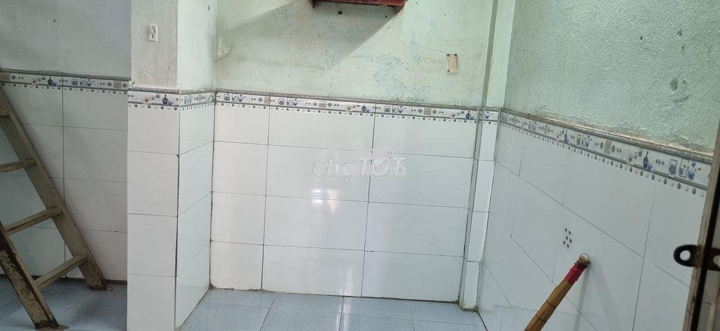 Cho thuê phòng trọ 23m2 gần chợ xuân thới thượng - 4