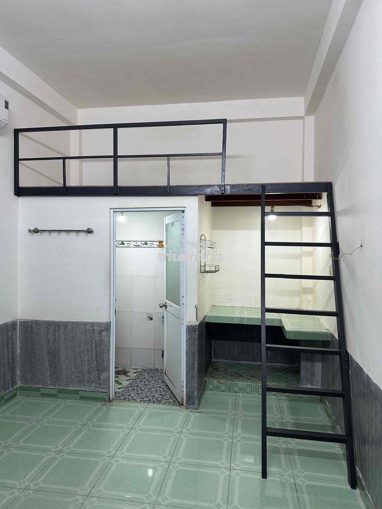 Cho nữ thuê phòng 1 người