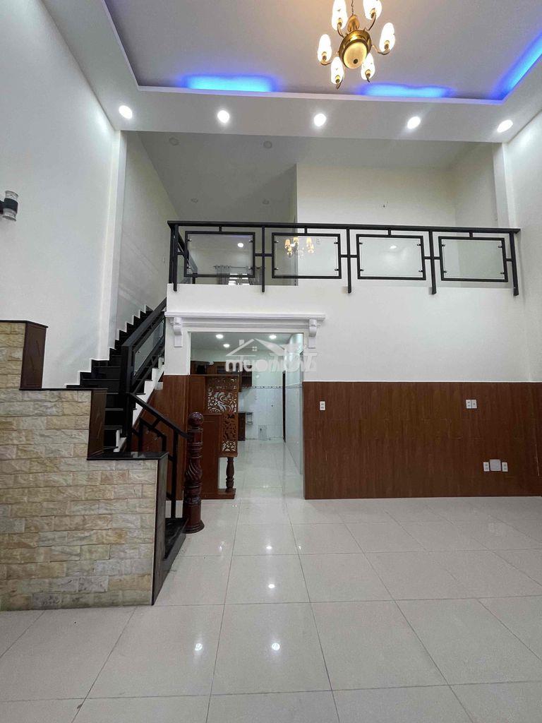Nhà đẹp 2 tầng hẻm vf3 1sẹt ngay lã xuân oai gần lê văn việt