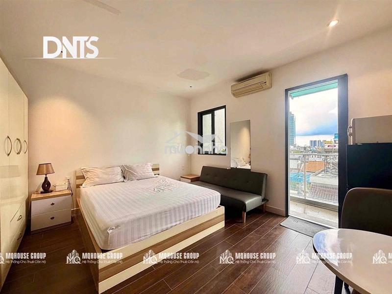 Căn hộ studio balcony thang máy hầm xe metro bến thành saigon center