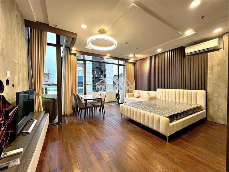 Cho thuê căn hộ duplex, đầy đủ nội thất xịn xò.