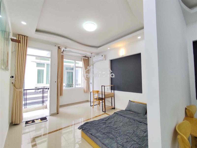 Phòng cao cap 40m2 1pn+1wc+ bếp, giá bình ổn, gần ngay sân bay tsn