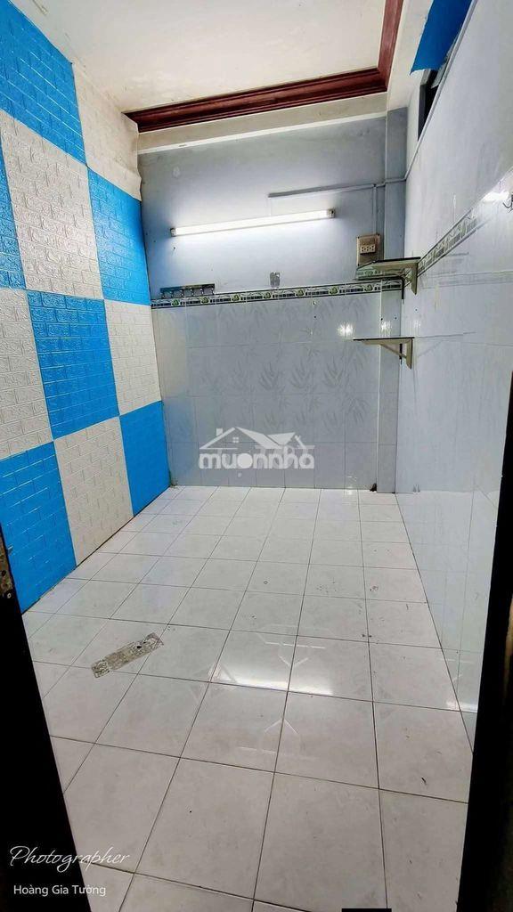 Phòng cho thuê ở tháng lâu dài