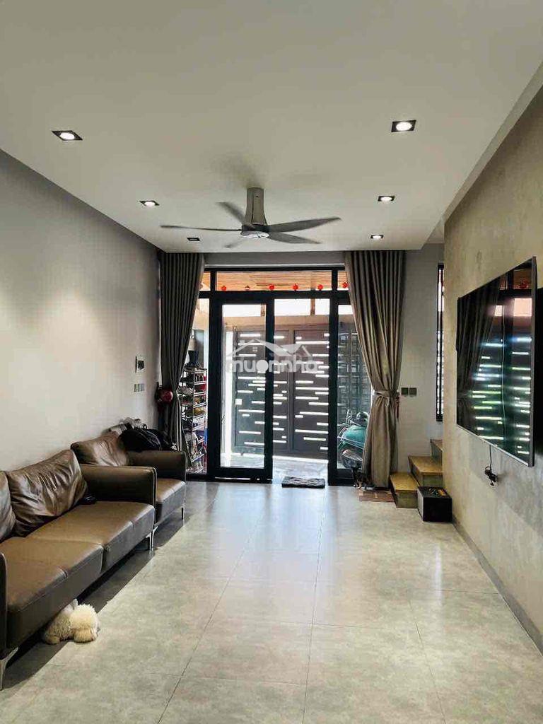 Nhà đẹp, mới xây, hẻm thông võ văn tần q3, 4m*10m, 3l+st+3pn+4wc