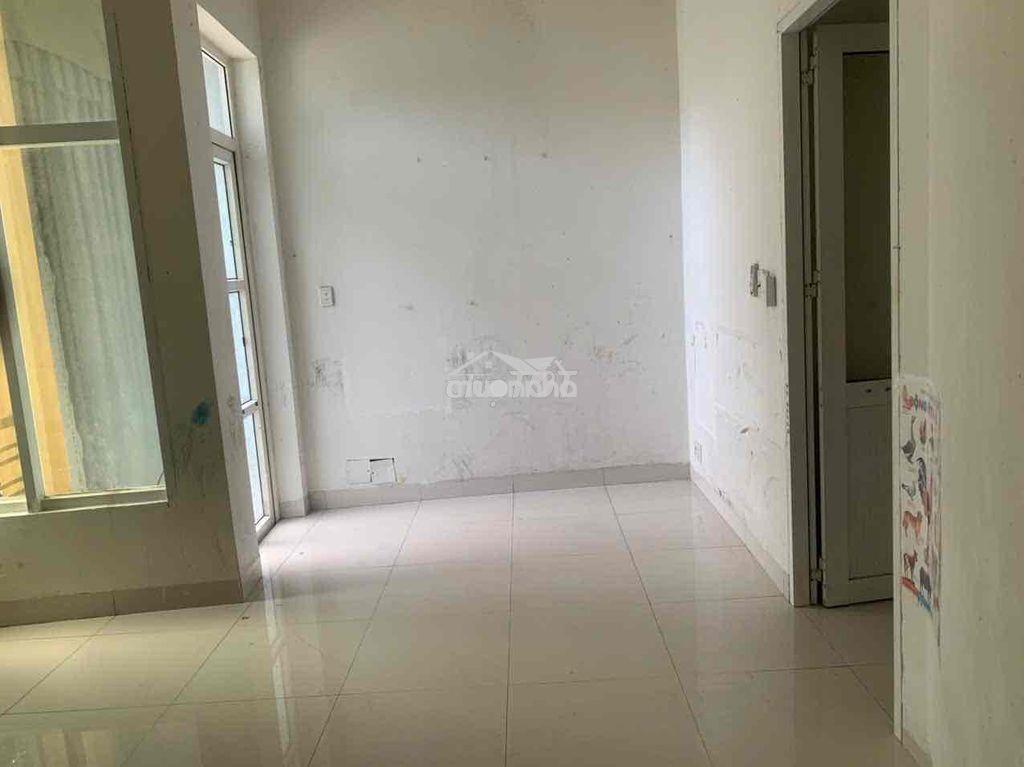 Nhà 3 tầng mt cách mạng tháng 8 - 2 mặt tiền - kinh doanh sầm uất - 3