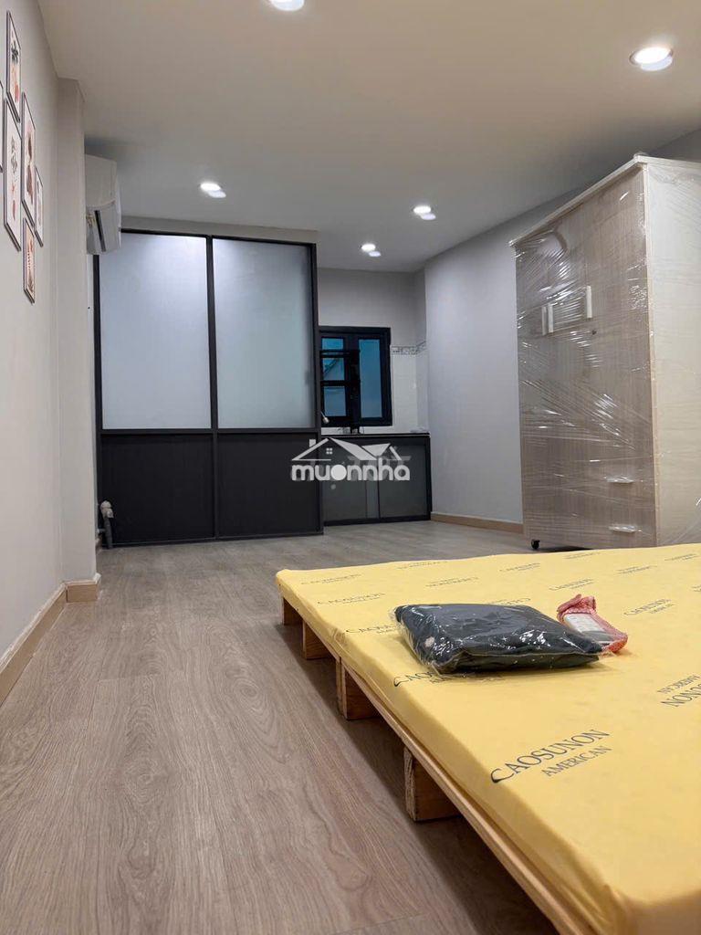 Phòng tam bình full nội thất mới toanh đủ mọi tiện ích xung quanh