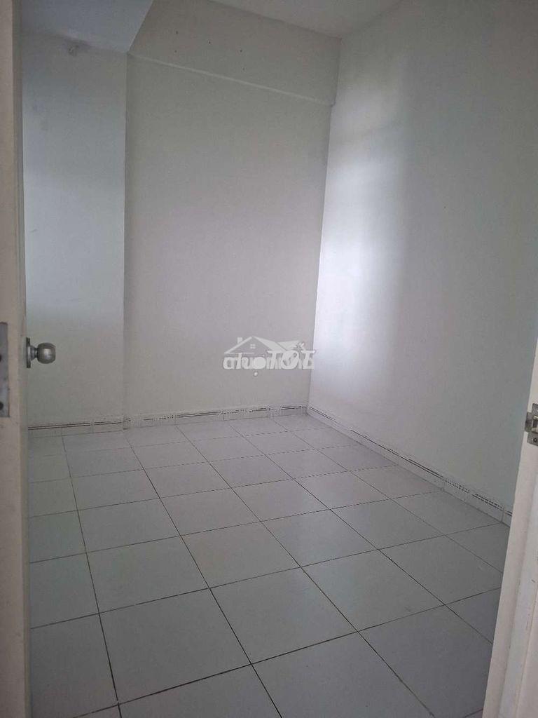 Tìm người ở ghép nam chung cư hqc gần chợ bình điền - 2