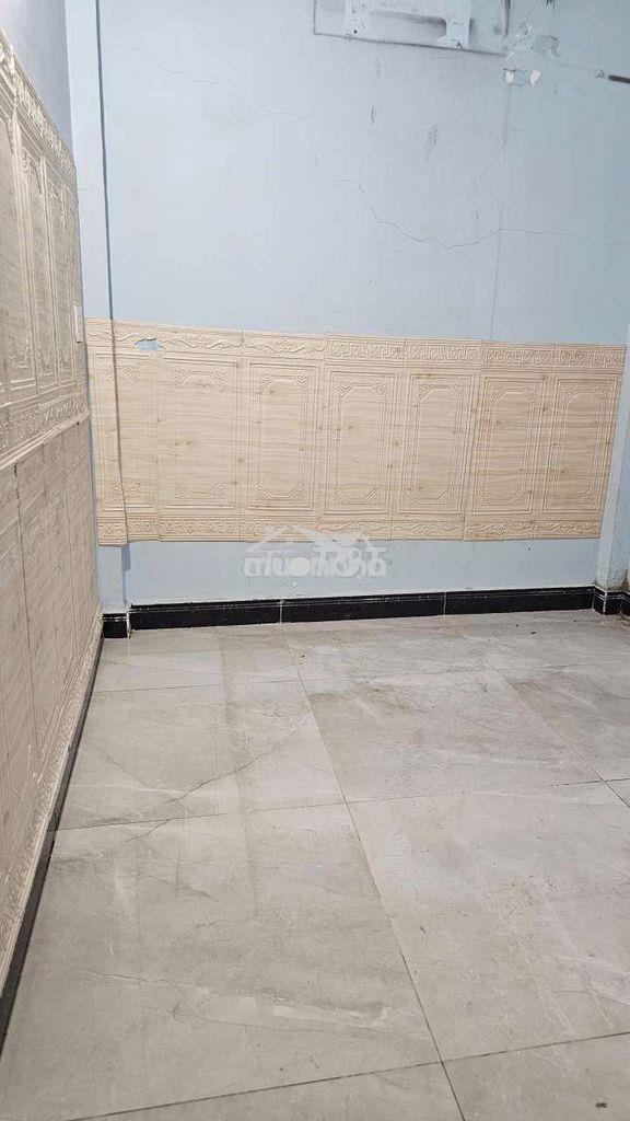 4x8m lầu 2pn 4,5tr liên ấp 123 gần chợ 123 - 4
