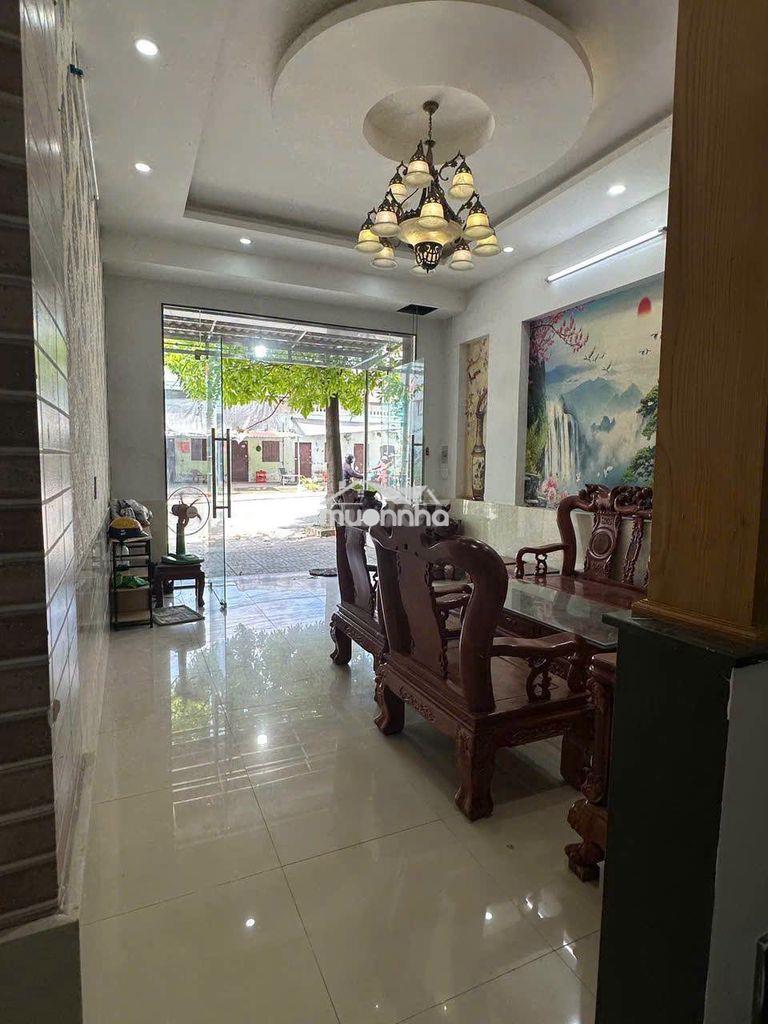 Cho thuê nhà 2 lầu 1 trệt full nội thất kdc  hoàng nam 5  an phú - 2