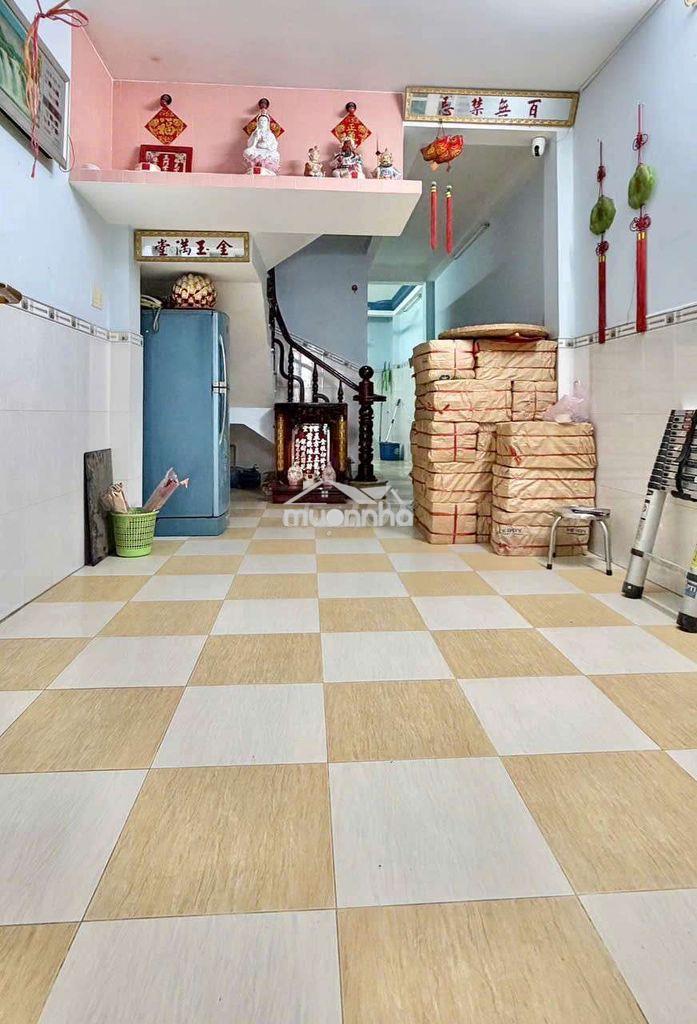 Nhà 1 trệt lửng 2 lầu 3x14m 3 phòng hẻm trong chợ 107 nguyễn chế nghĩa