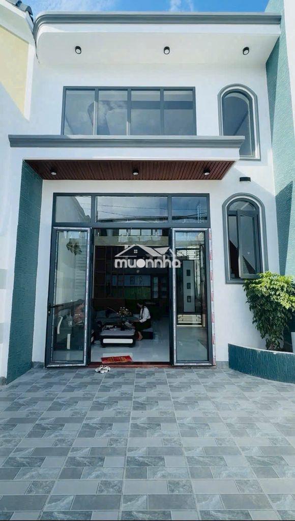 Chuyển nơi ở cần bán gấp căn nha mới xây nằm gần khu du lịch bửu long