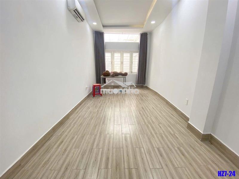 Phòng cửa sổ giá rẻ ngay lê đức thọ