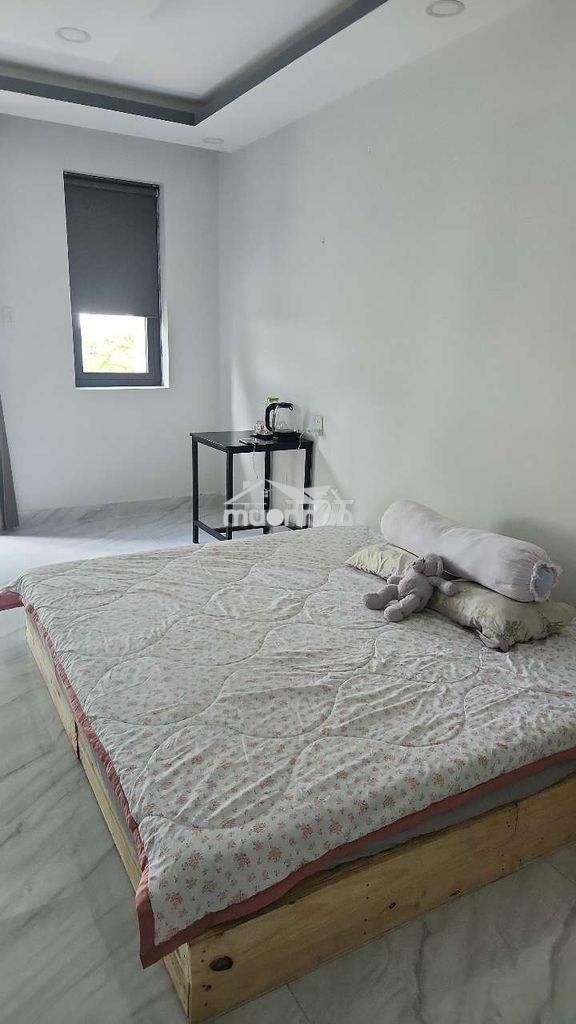 🏕️📣 E cho thuê nhà nguyên căn đẹp xinh view trường học -công viên