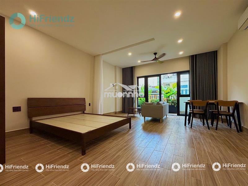 Studio cộng hòa - ban công cây xanh - full nội thất cao cấp