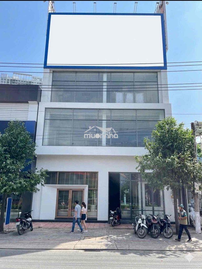 Cho thuê toà nhà nằm gần vòng xoay gò đậu bình dương