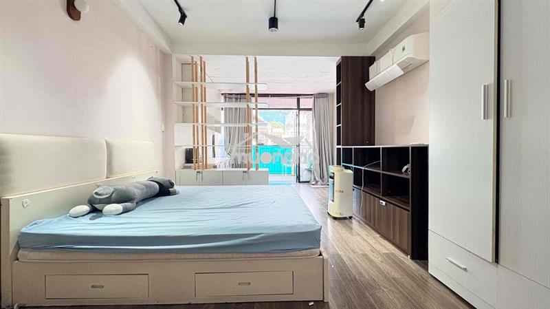 Giảm 500k/th cho studio ban công 45m2 full nội thất chỉ tính điện