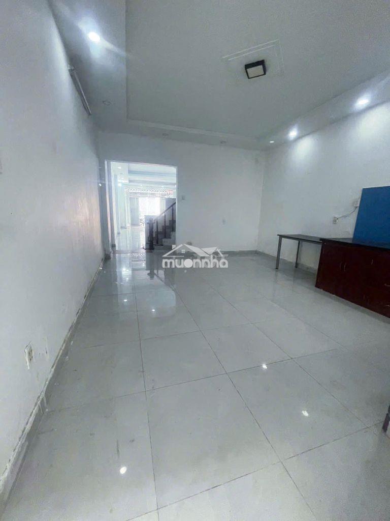 Cho thuê nhà 2 lầu hẻm rộng đường tch 36 phường tch q12 - 3