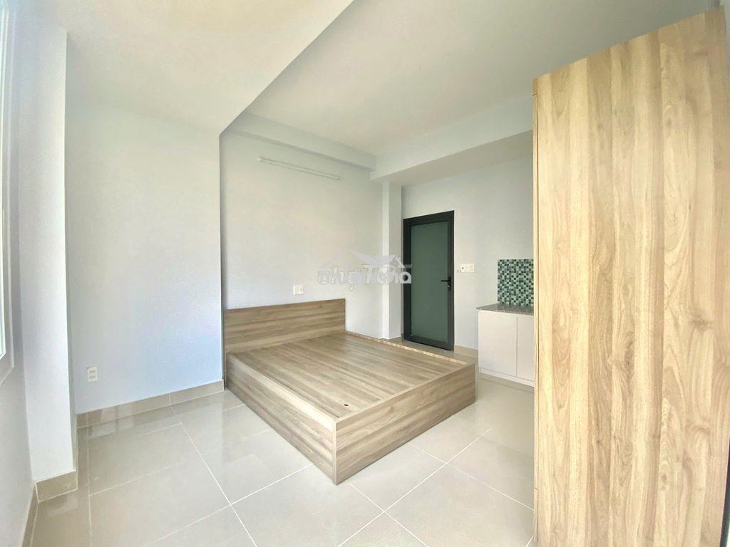 Phòng studio ban công - cách cvpm quang trung 5p - giữ phòng 1 tháng - 2