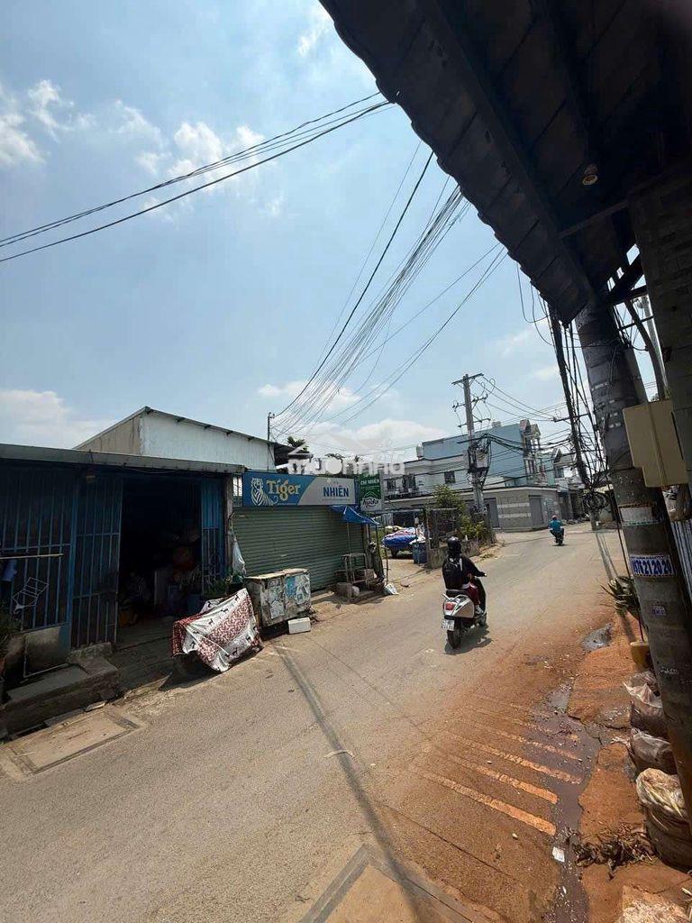 Nhà mặt tiền shr sát bên chợ đầu mối buôn bán kd mọi ngành nghề