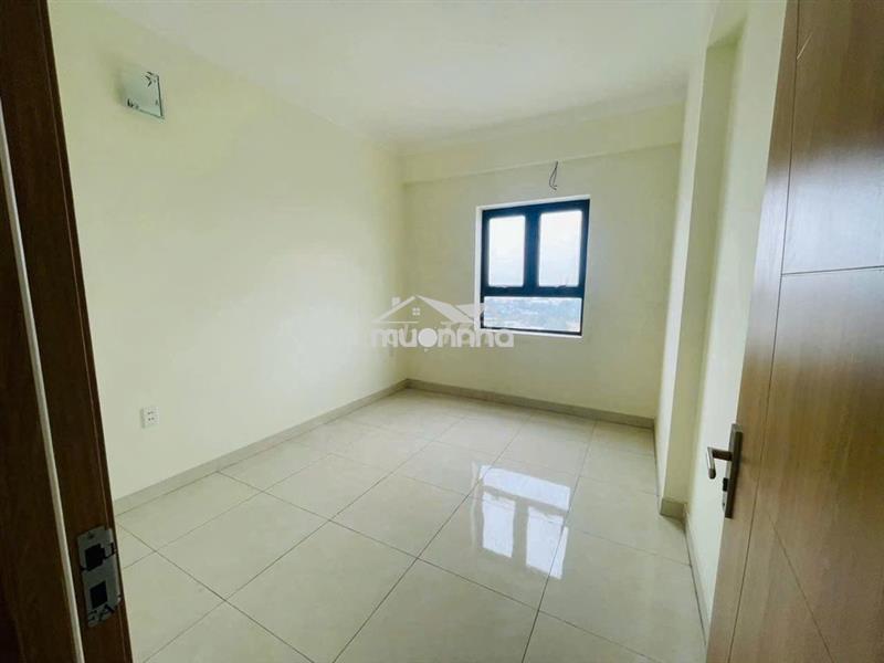 (8835) tecco tân đông hiệp. có một nhà bị ngộp. cắt lỗ 310 triệu