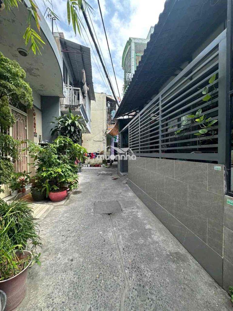 Bán nhà quận8 63m đất 2 tầng lầu