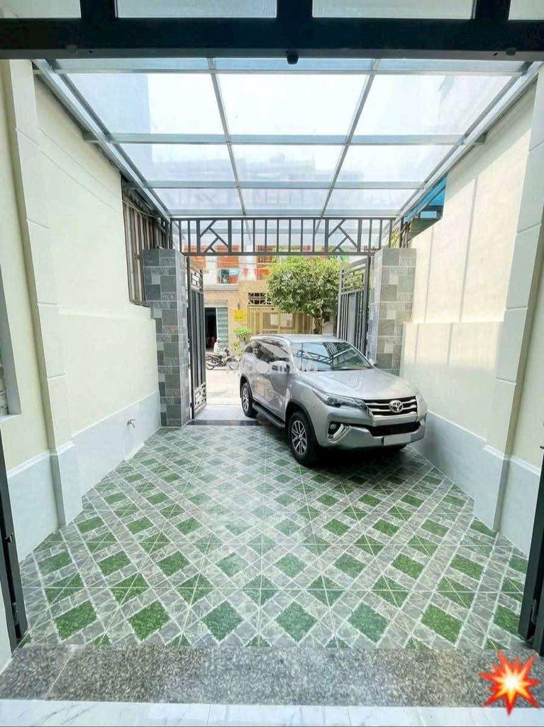 Nhà lầu sổ hồng riêng gần ngã tư chiêu liêu