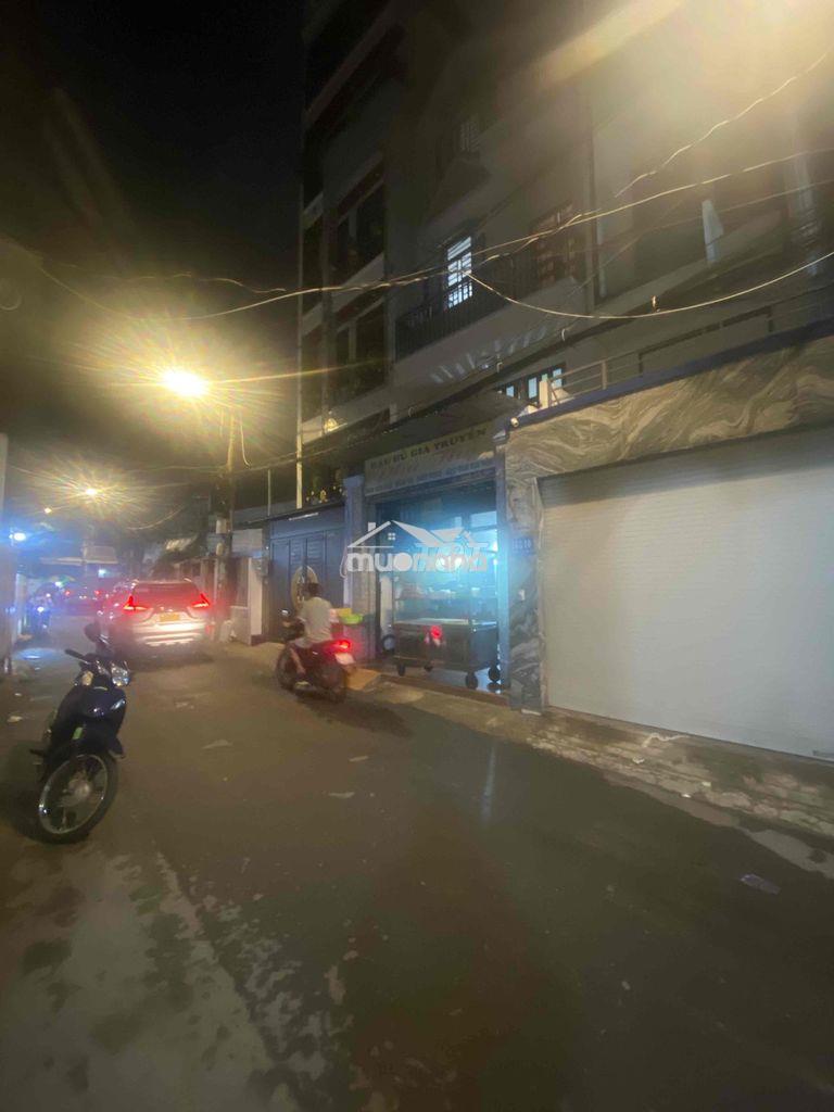 Nhà ngay chợ phạm văn bạch 64 m² 4 tầng 6 tỷ hẻm ki h doanh