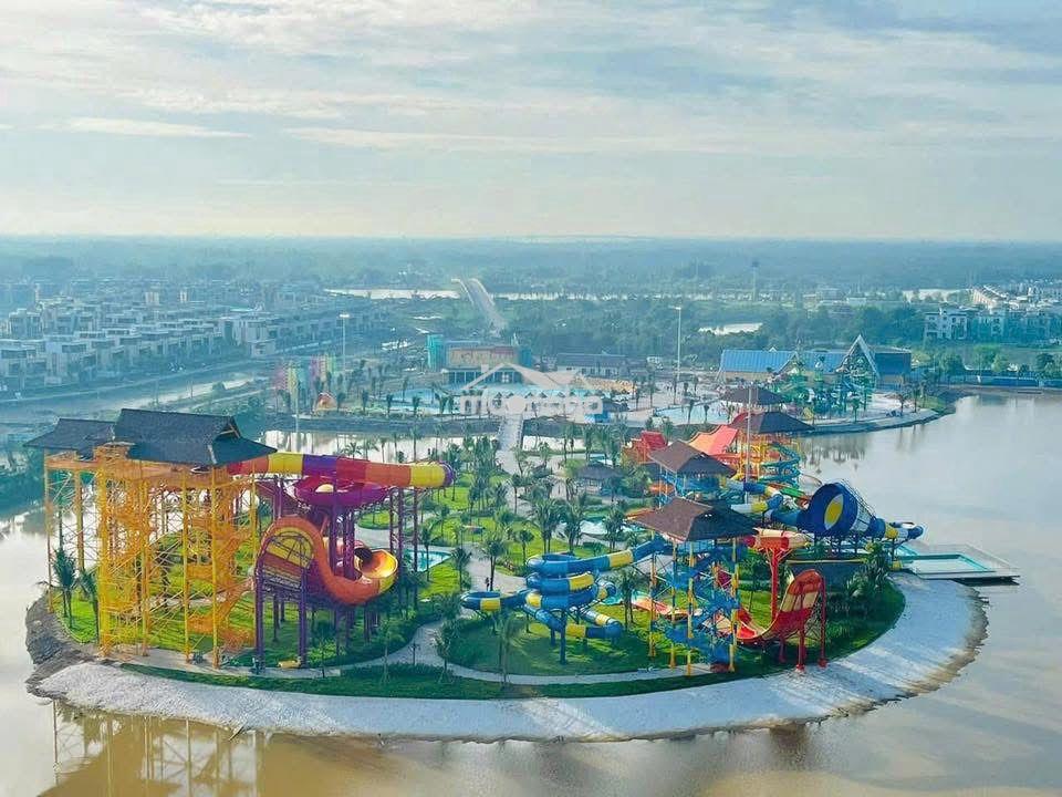 Shophouse 140m giá ngộp oxi - 4