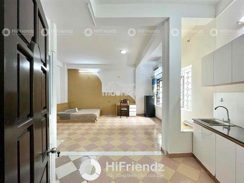 Cho thue phòng cs trời máy giặt rieng dtích 35m2 gần đh sư pham, sgu
