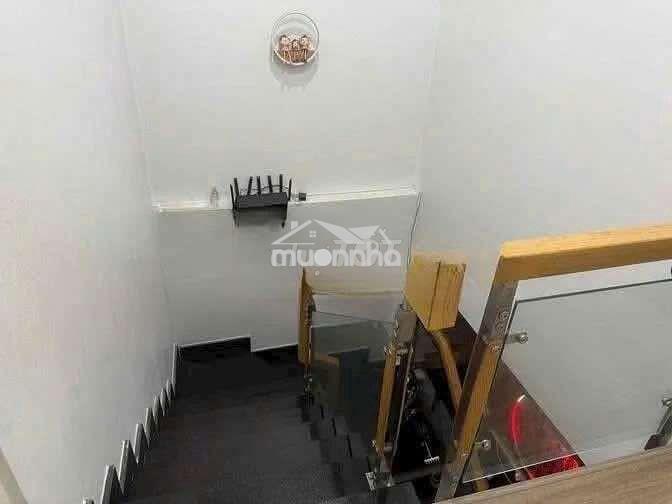 Bán nhà nở hậu 6.50m bà hom p13 q6 - 3