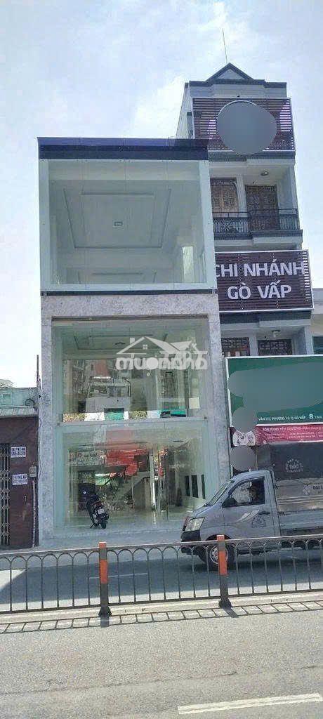 Cho thuê nhà mặt tiền phan văn trị (trệt 2 lầu 6m x 25m) vị trí đẹp