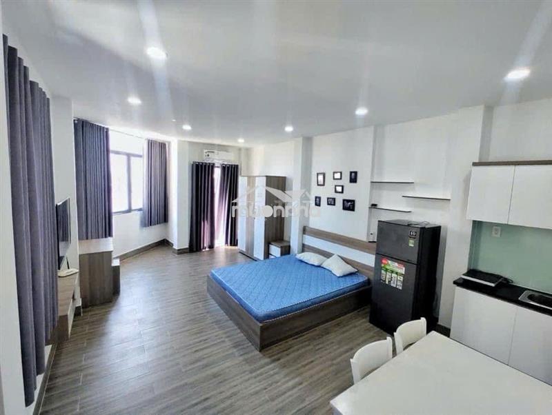 Chính chủ cho thuê studio ban công 30m2 gần chung cư botanic