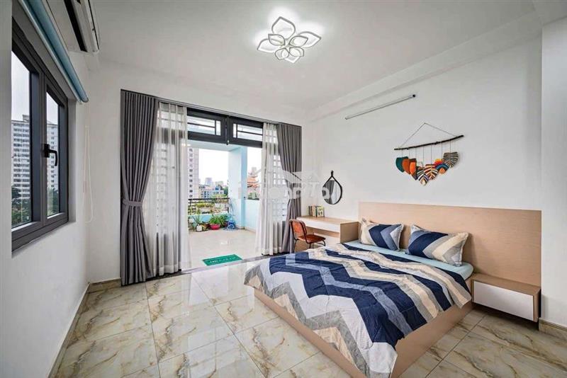 Căn hộ sân vườn 65m2 full nt trần quang khải - q1