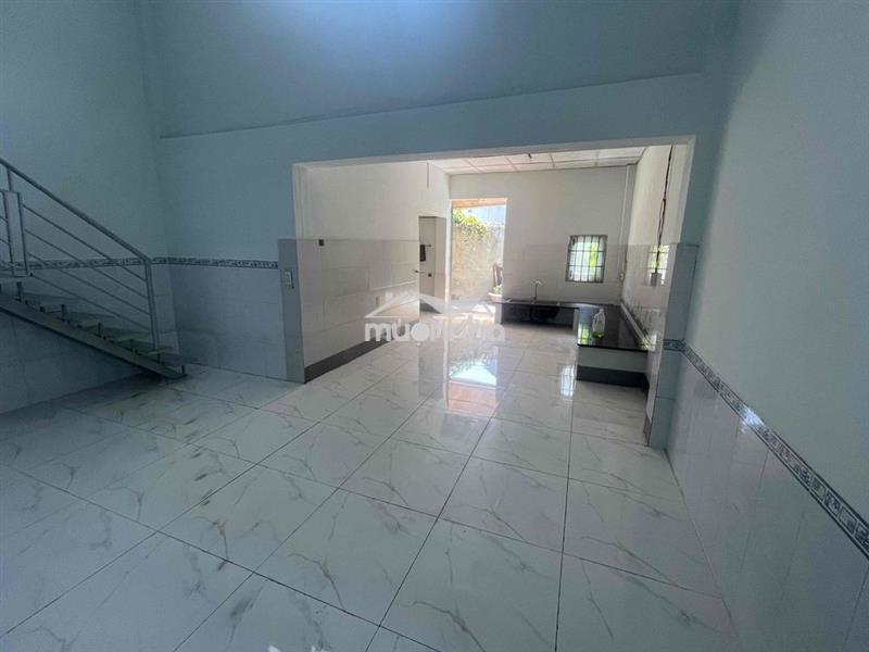 Cho thuê nhà nguyên căn mặt tiền đường nhựa 8m